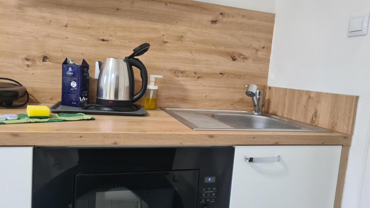 Studio I Pokoje I Pokoje Z Lazienkami Apartamento Gdańsk Exterior foto