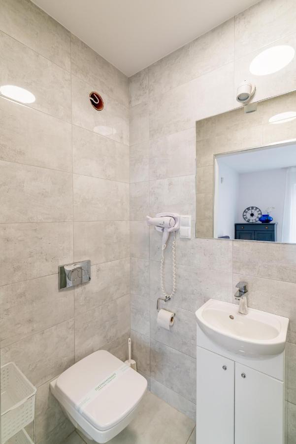 Studio I Pokoje I Pokoje Z Lazienkami Apartamento Gdańsk Exterior foto